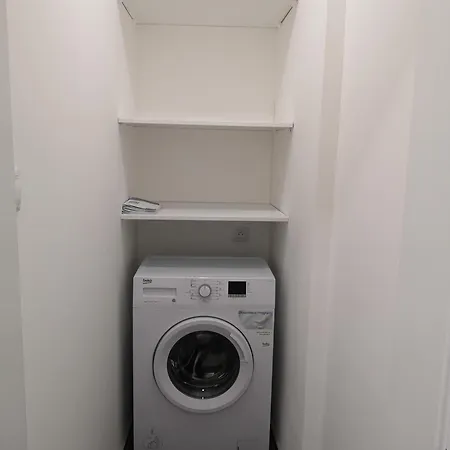 Slnecny Apartman Blizko Centra Διαμέρισμα Košice