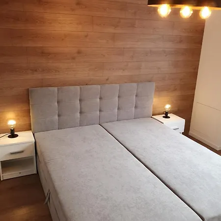 Apartment Slnecny Apartman Blizko Centra